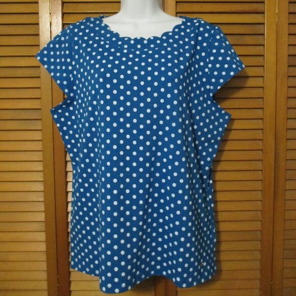 Anne Klein Tops - Anne Klein top blue with white polka dots, soft, stretchy cute neckline size XL